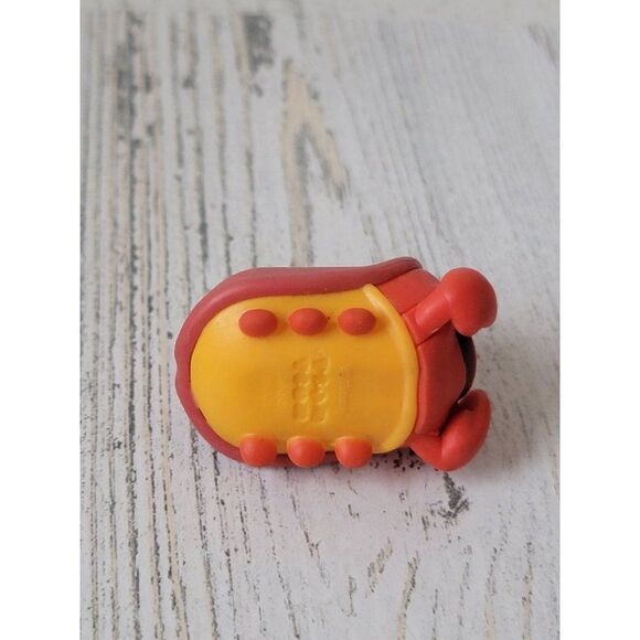 Disney Tsum Tsum Little Mermaid Sebastian crab toy figure - Picture 4 of 4